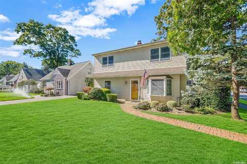 396 Seaford Avenue, Massapequa, NY 11758