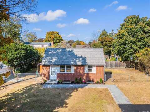 100 E 12th Street, Huntington Station, NY 11746