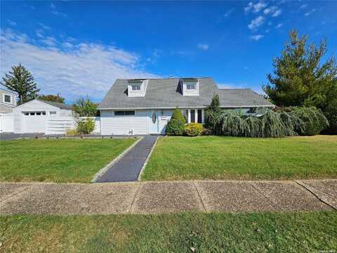 3165 Dorset Lane, Levittown, NY 11756