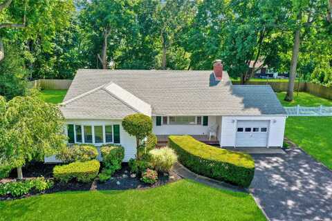 228 Jericho Street, East Islip, NY 11730