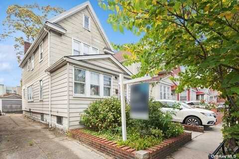 59-20 41st Avenue, Woodside, NY 11377