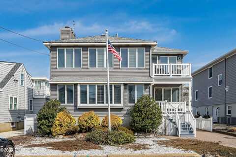 7 New York Avenue, Lavallette, NJ 08735