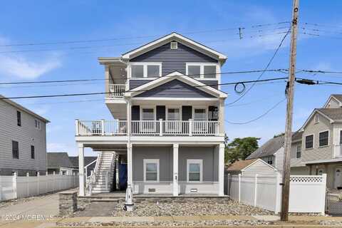 507 Bay Avenue, Union Beach, NJ 07735