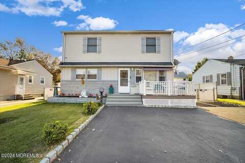 1066 Bordentown Avenue, Parlin, NJ 08859