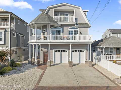 114 Sprague Avenue, South Seaside Park, NJ 08752