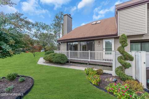 21 Cotswold Circle, Ocean Twp, NJ 07712