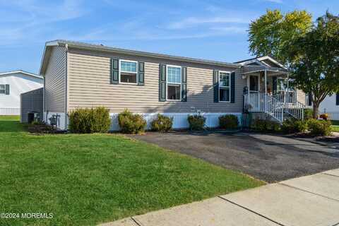 88 Cardinal Way, Freehold, NJ 07728