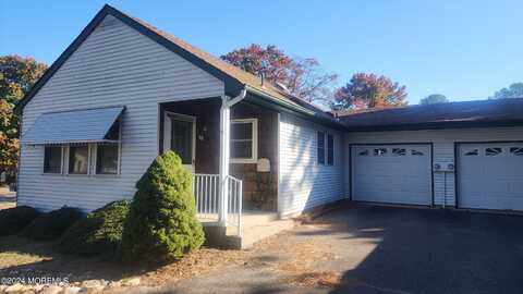 4 Deerfield Drive, Whiting, NJ 08759