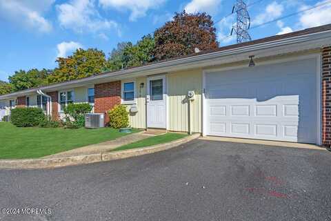 335b Canterbury Court, Lakewood, NJ 08701