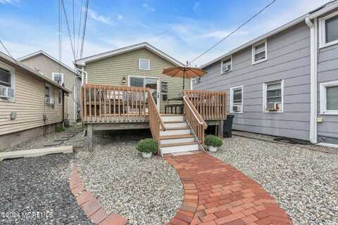 229 Third Avenue, Manasquan, NJ 08736