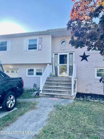 546 George Road, Toms River, NJ 08753