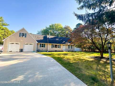 1481 Zeppelin Avenue, Whiting, NJ 08759