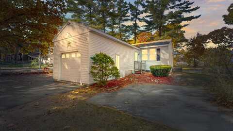 2 Cottage Avenue, Old Orchard Beach, ME 04064