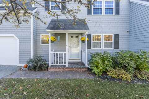 8 Lupine Court, Yarmouth, ME 04096