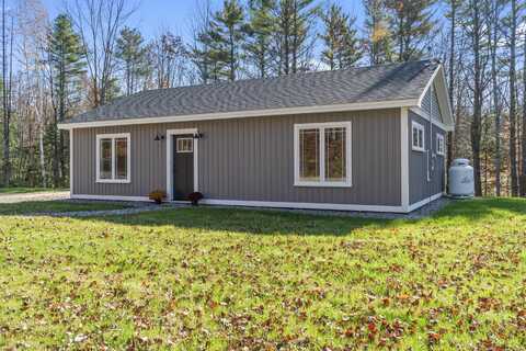 15 Cunningham Farms Road, Nobleboro, ME 04555