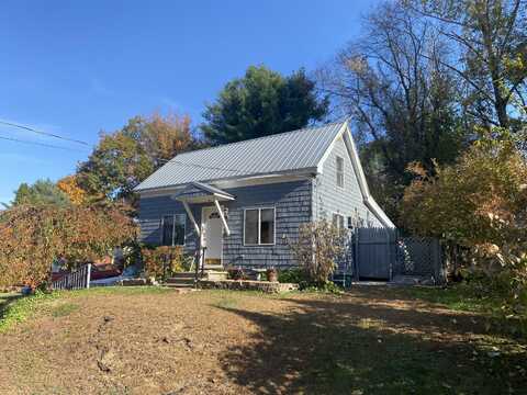 30 Smith Street, Auburn, ME 04210