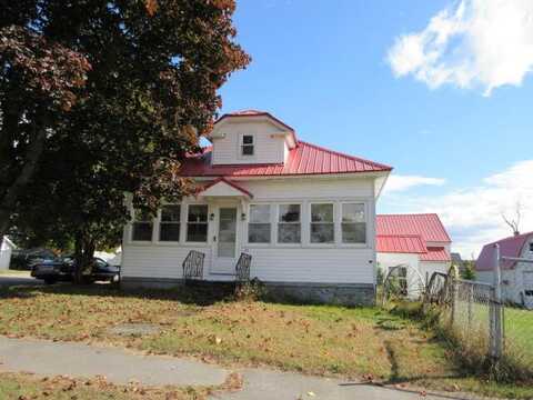 23 Elm Street, East Millinocket, ME 04430