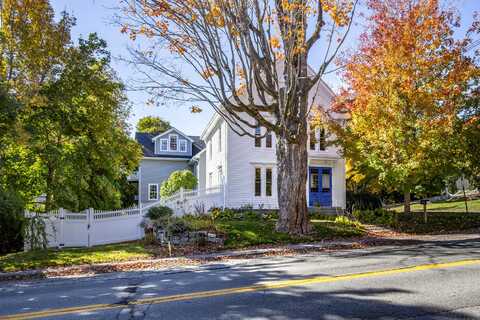 40 Mountain Street, Camden, ME 04843