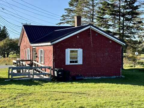 15 Barron Road, Eastport, ME 04631