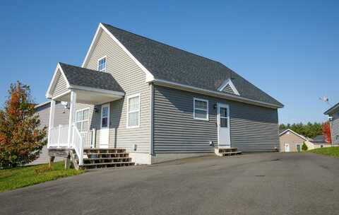 58 Village Circle, Augusta, ME 04330