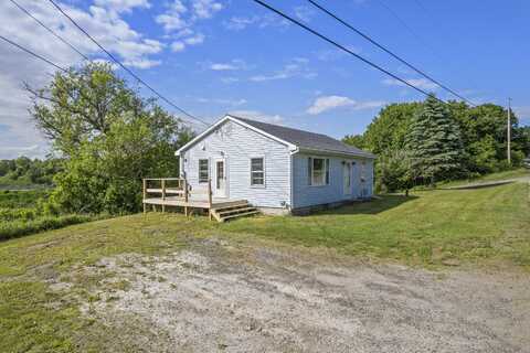 1568 Old Route 1, Waldoboro, ME 04572