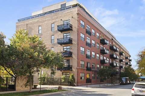 1735 W Diversey Parkway, Chicago, IL 60614