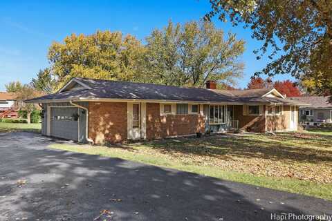 38w116 Richard Drive, Elgin, IL 60124