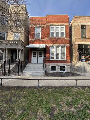 2536 W Walton Street, Chicago, IL 60622