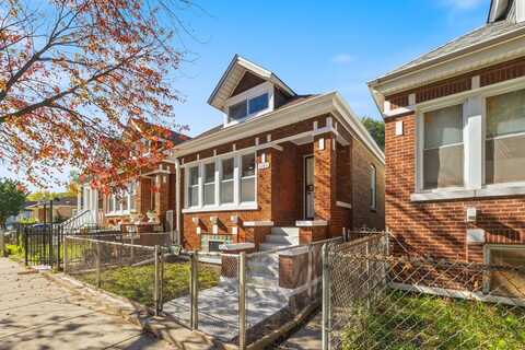 6746 S Honore Street, Chicago, IL 60636