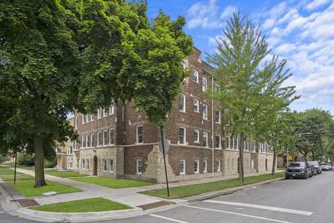 6256 N Whipple Street, Chicago, IL 60659