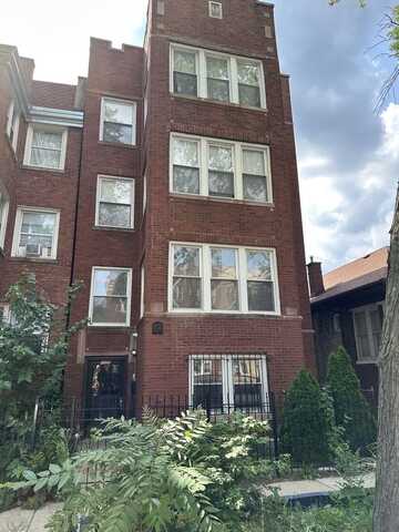 4906 N Whipple Street, Chicago, IL 60625