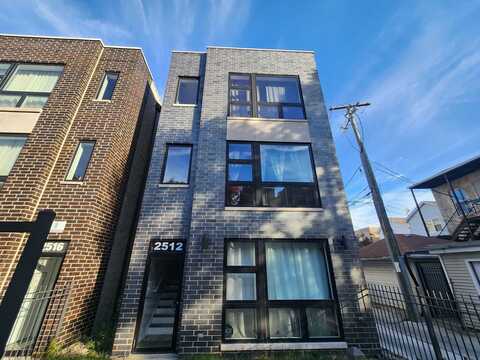 2512 W Harrison Street, Chicago, IL 60612