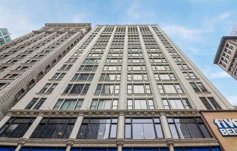 8 W MONROE Street, Chicago, IL 60603