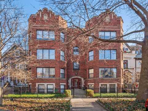 2439 N Burling Street, Chicago, IL 60614