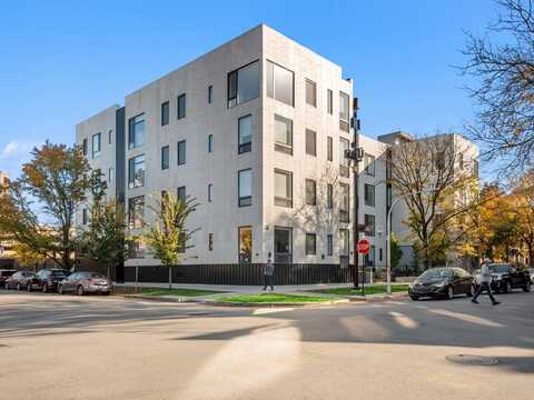 3757 N Sheffield Avenue, Chicago, IL 60613