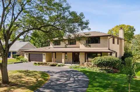 25 Cambridge Drive, Oak Brook, IL 60523