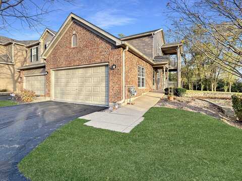 5215 Cobblers Xing, McHenry, IL 60050