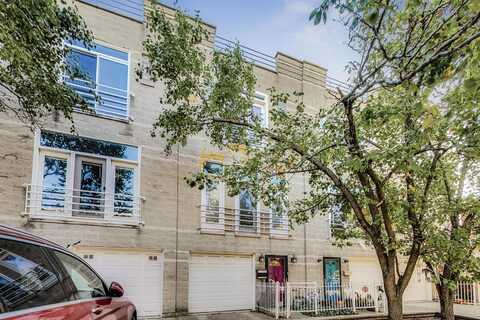 2207 W Ohio Street, Chicago, IL 60612