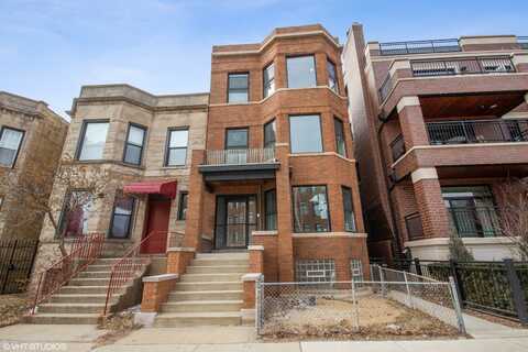 3750 N Racine Avenue, Chicago, IL 60613