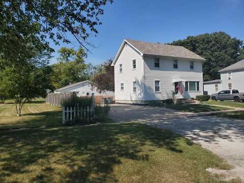 414 N Thomas Street, Gilman, IL 60938