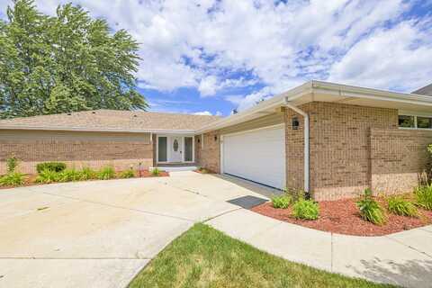 9836 Circle Parkway, Palos Park, IL 60464