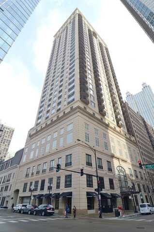 10 E Delaware Place, Chicago, IL 60611