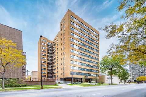 6118 N SHERIDAN Road, Chicago, IL 60660