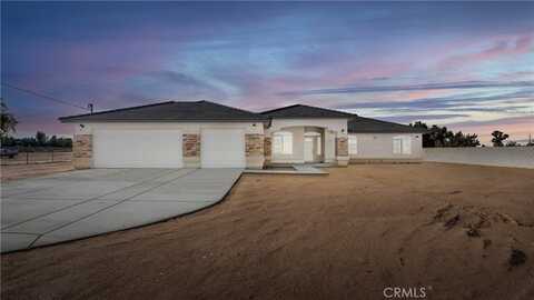 9028 8th Avenue, Hesperia, CA 92345