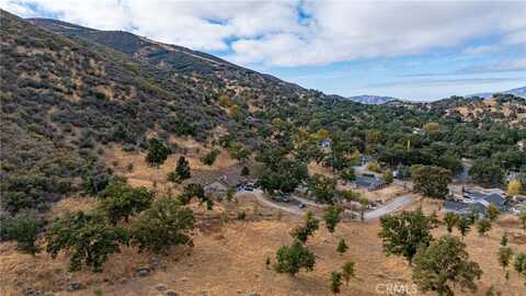 17701 Alps Drive, Tehachapi, CA 93561