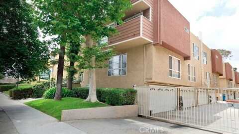 7319 Hazeltine Avenue, Van Nuys, CA 91405