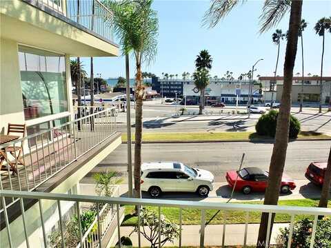 3901 E Livingston Drive E, Long Beach, CA 90803