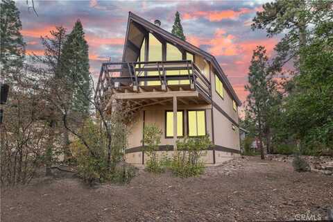 1006 Feather Mountain Dr, Big Bear City, CA 92314