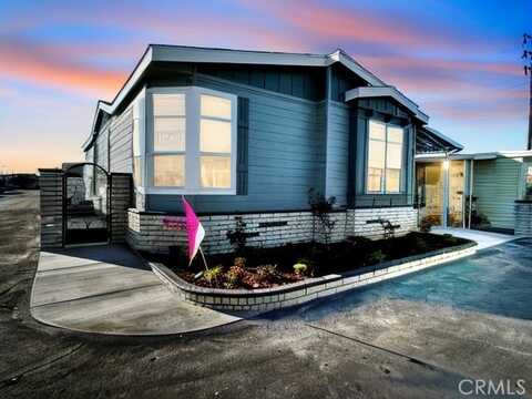 19350 Ward Street, Huntington Beach, CA 92646