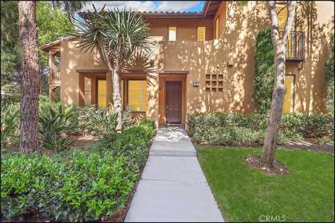 39 Stepping Stone, Irvine, CA 92603